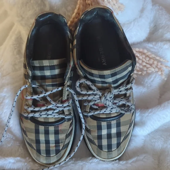 Burberry Kids Sneakers - Black, Beige, Red - Picture 4 of 5